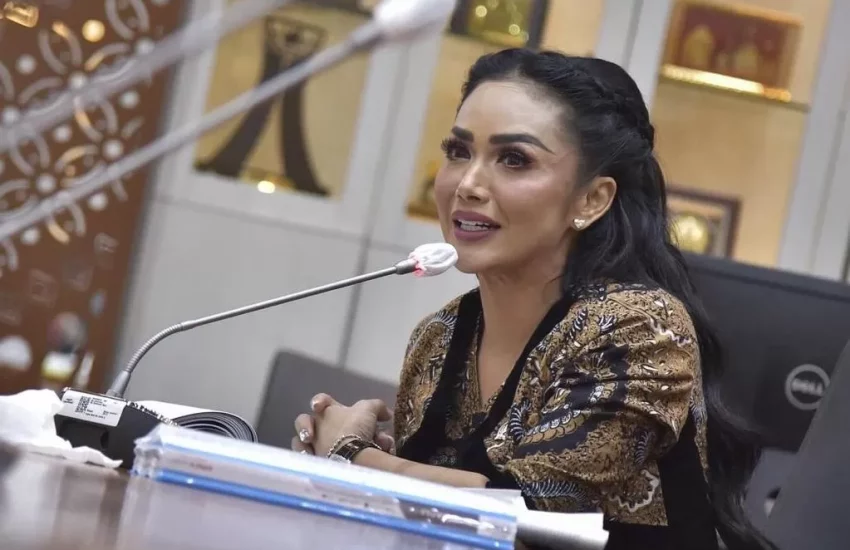 Krisdayanti Simbol Musik Indonesia yang Tak Terlupakan